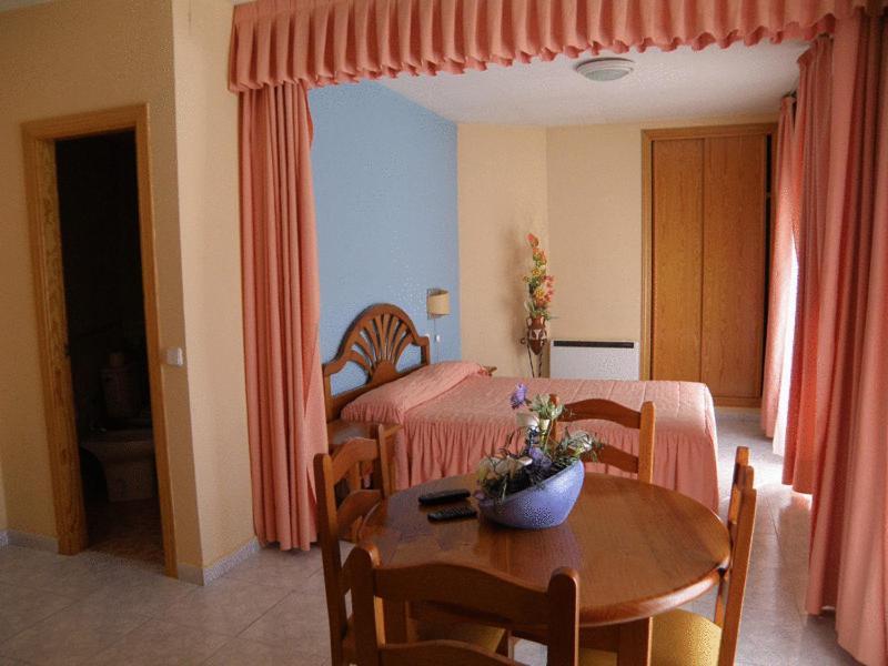 Hotel Laberinto سيغوينزا المظهر الخارجي الصورة