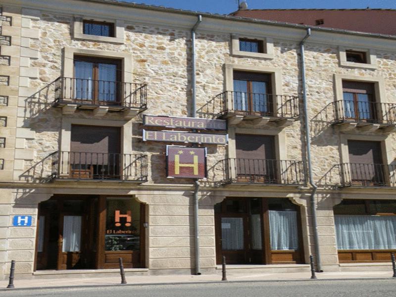 Hotel Laberinto سيغوينزا المظهر الخارجي الصورة